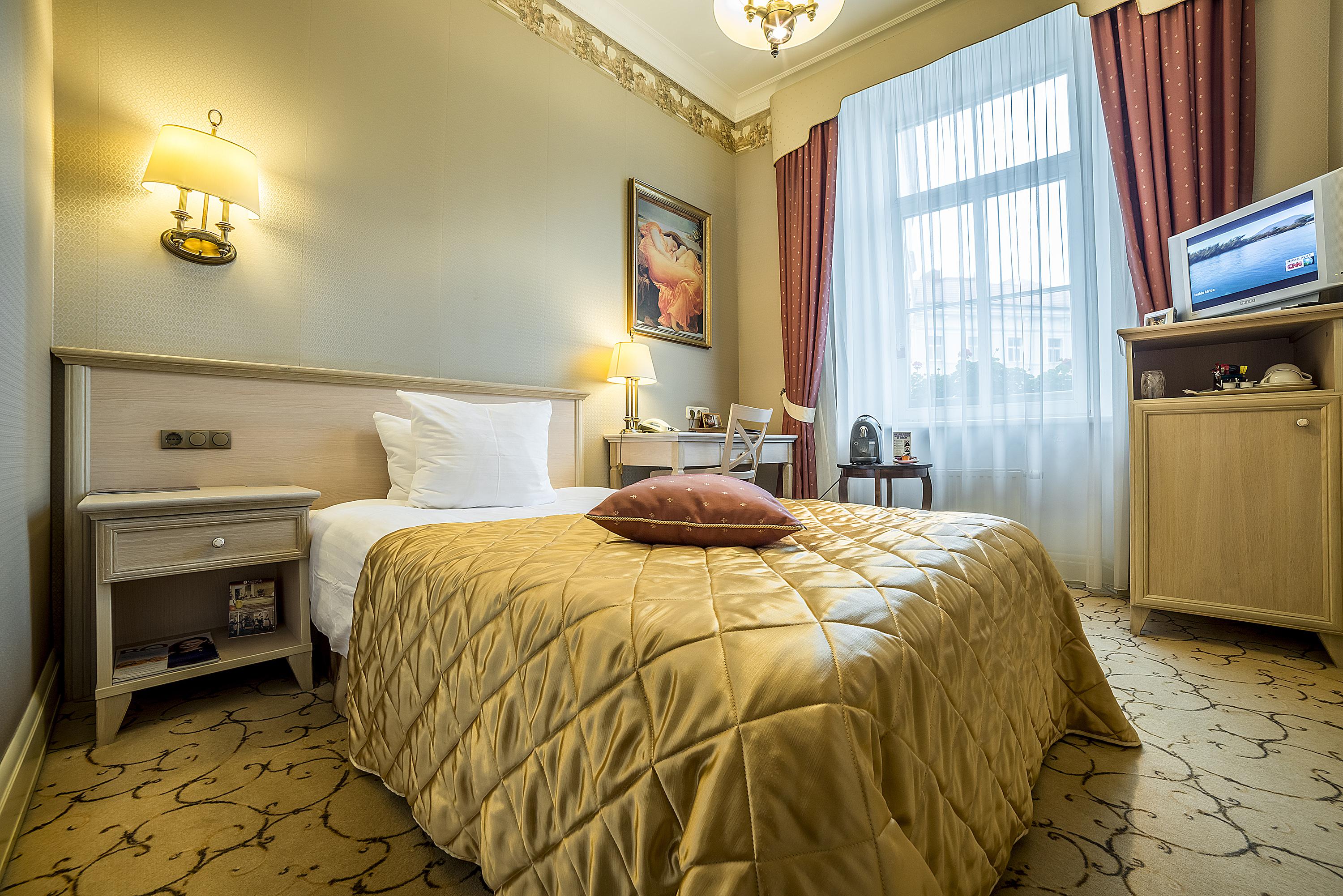 Imperial Hotel & Restaurant Вильнюс Экстерьер фото
