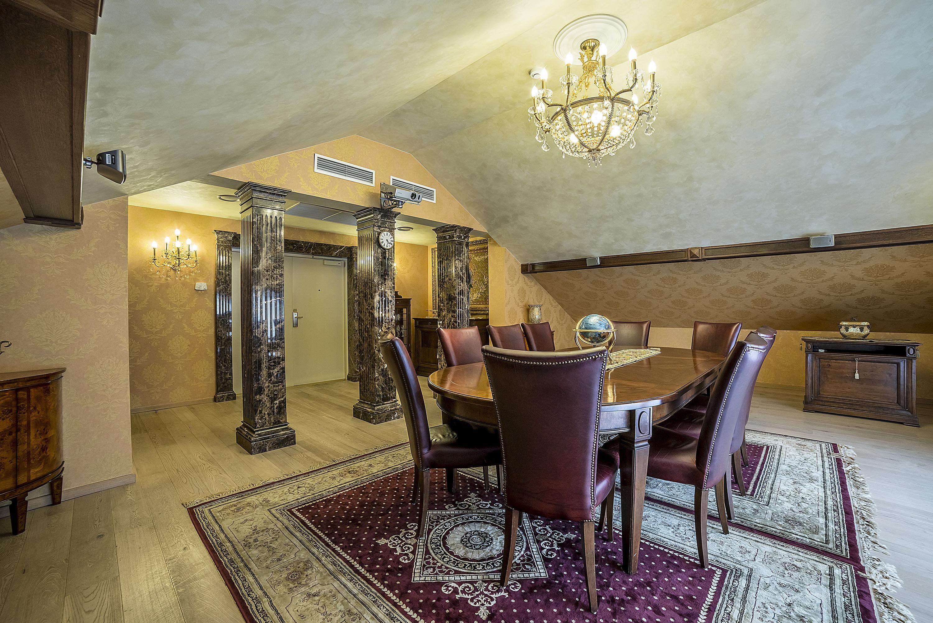 Imperial Hotel & Restaurant Вильнюс Экстерьер фото